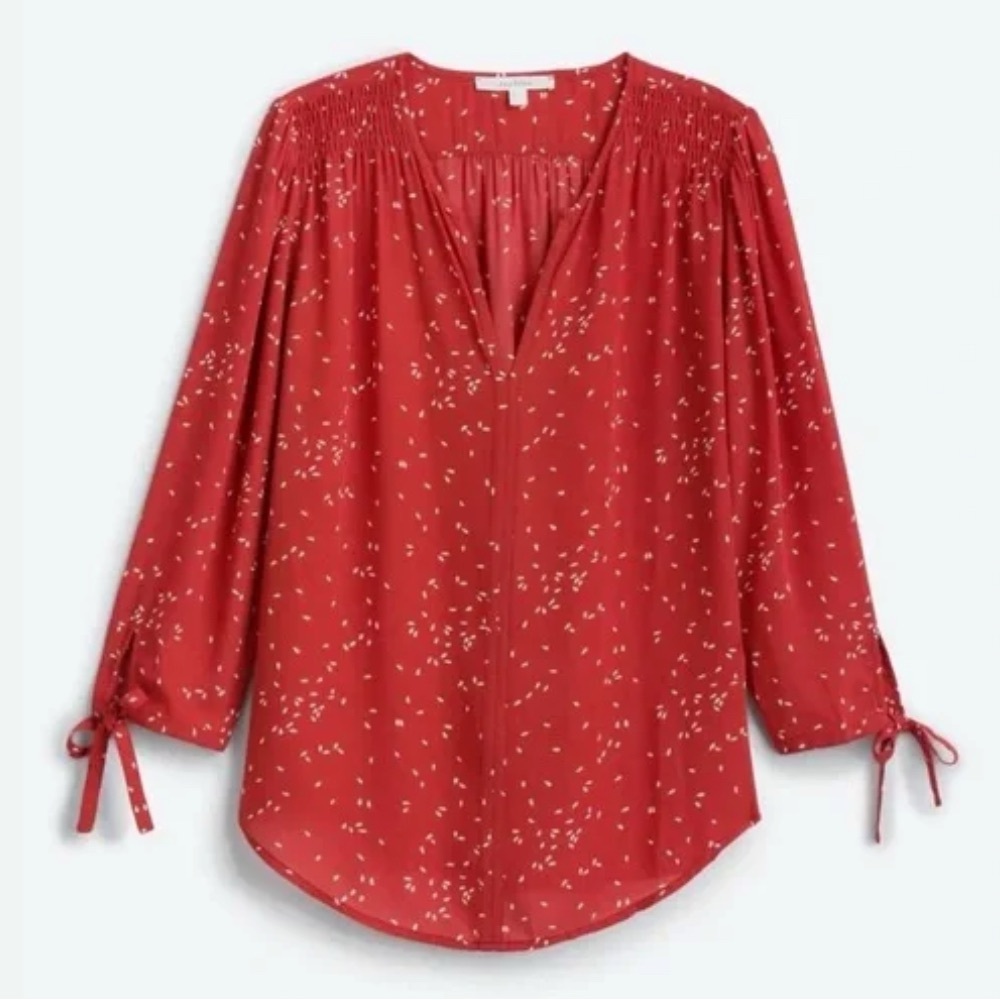 Fun 2 Fun orange blouse with white accents. Size large